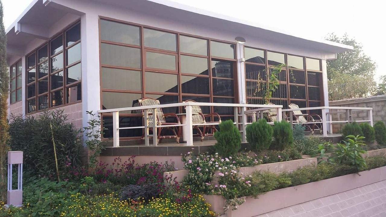 Hilltop Gem Hotel Pyin Oo Lwin Exterior photo