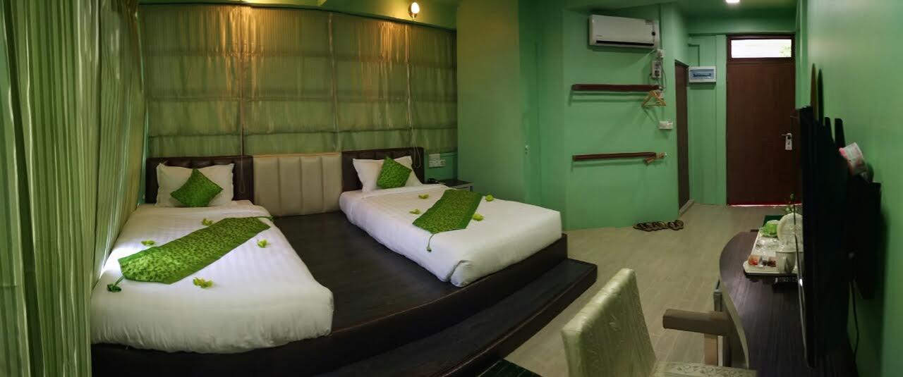 Hilltop Gem Hotel Pyin Oo Lwin Room photo